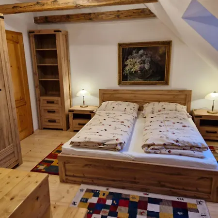 Daire Attic Latran *