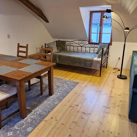 Attic Latran Daire